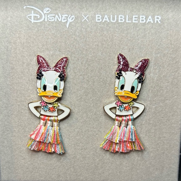 Disney Baublebar Daisy Duck Earrings Hula Skirt Hawaiian New Christmas 🎄🎁 - Picture 5 of 6